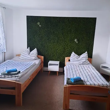 Haus 8