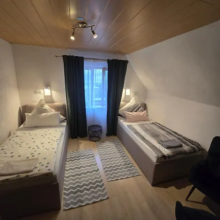 Haus 8 * Lauterhofen