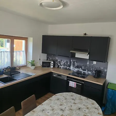 Haus 8 度假居