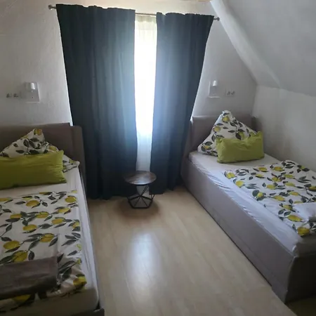 度假居 Haus 8 *